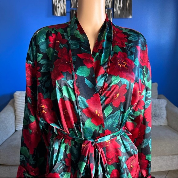 Victoria’s Secret Red Green Floral Gold Label Kimono Robe - Picture 2 of 9